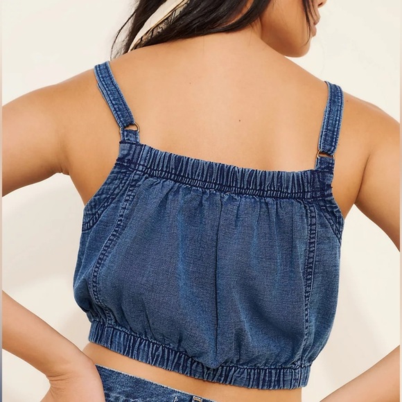 Anthropologie - Pilcro - Chambray Button-Front Bubble-Hem Top - Picture 3 of 12